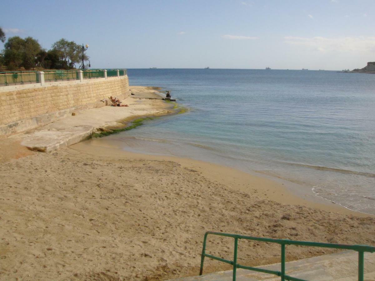 Sea Front Apartment Marsaskala Eksteriør billede